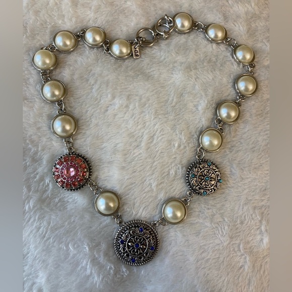 Ginger Snaps Signed Necklace‎ with Crystals Rhinestones & Faux Pearls - Picture 2 of 10